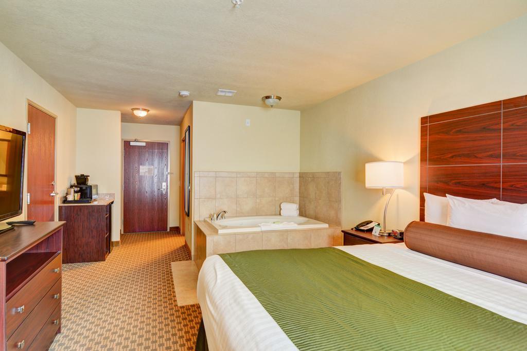 Cobblestone Hotel & Suites - Punxsutawney Luaran gambar