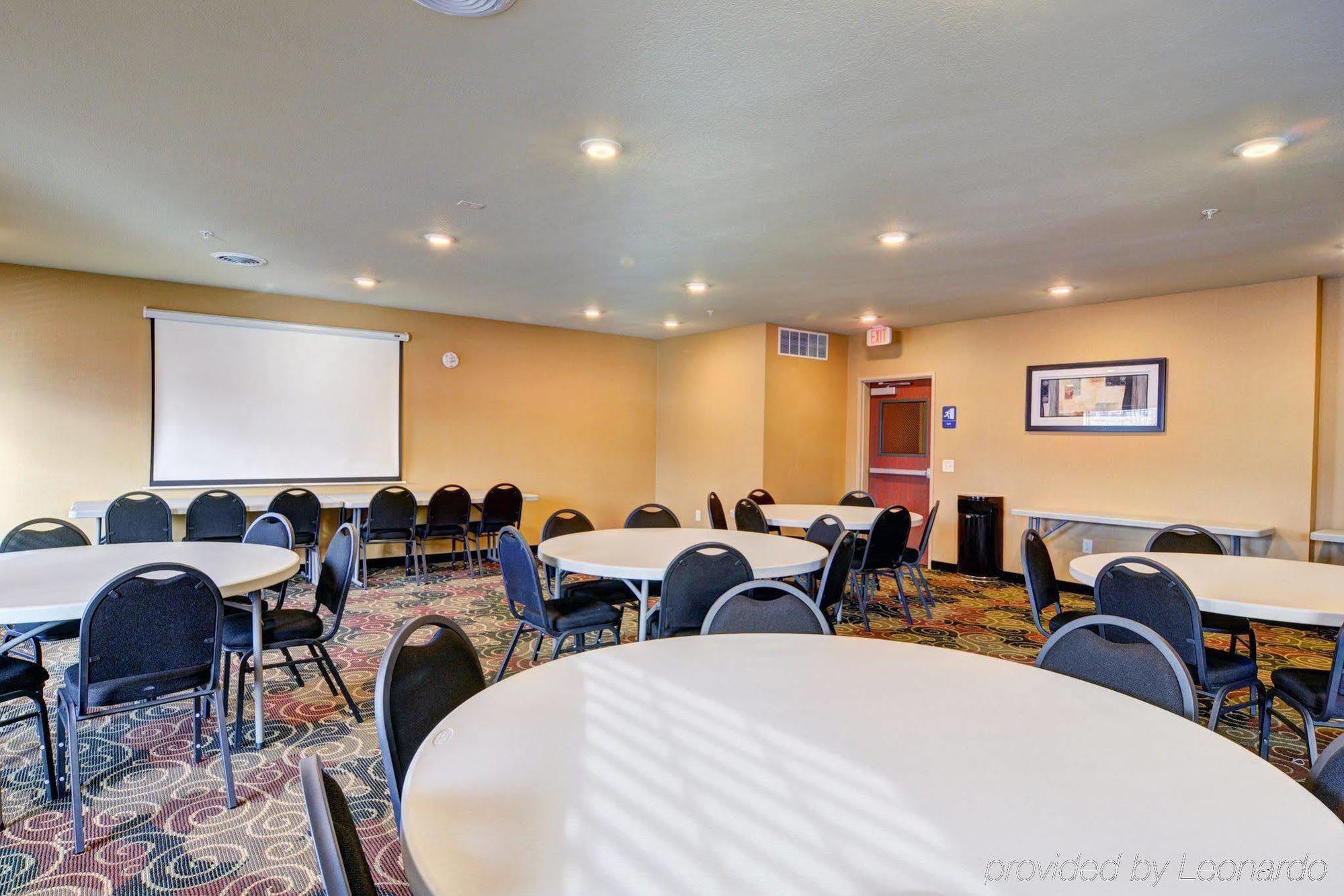 Cobblestone Hotel & Suites - Punxsutawney Luaran gambar