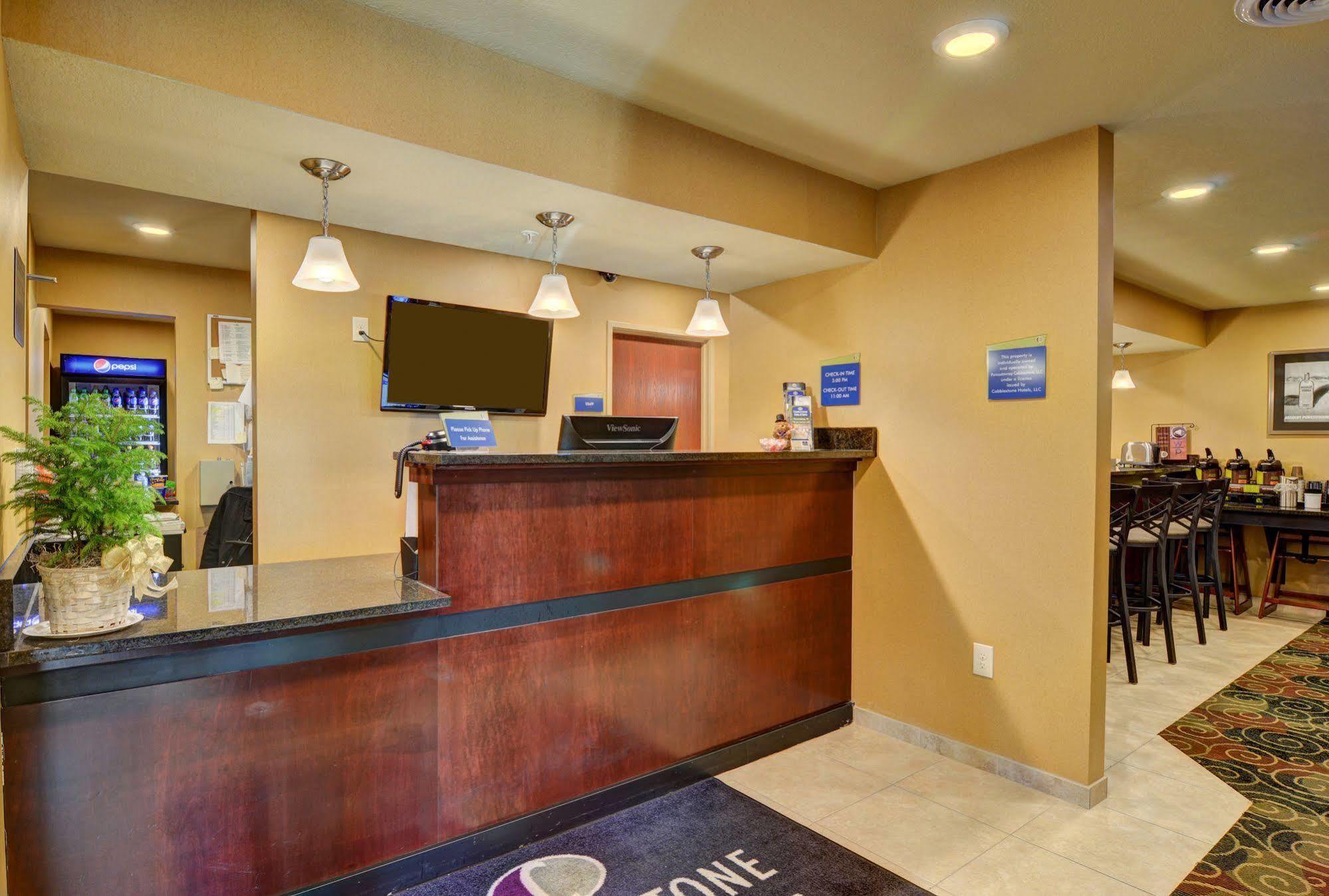Cobblestone Hotel & Suites - Punxsutawney Luaran gambar