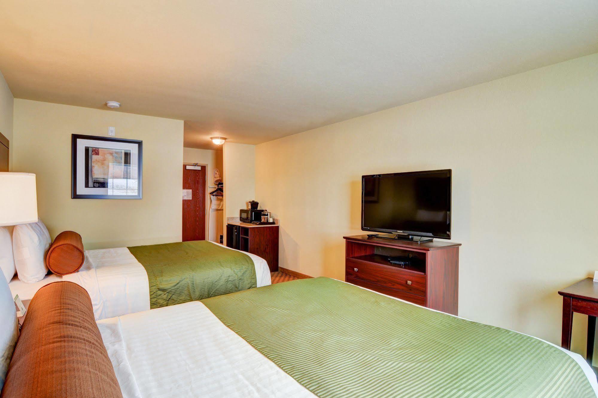 Cobblestone Hotel & Suites - Punxsutawney Luaran gambar